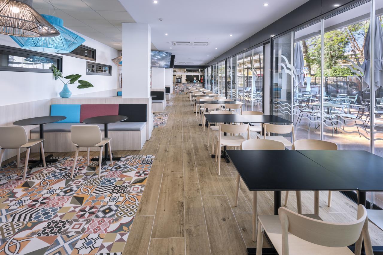Aparthotel Marinada Salou Extérieur photo